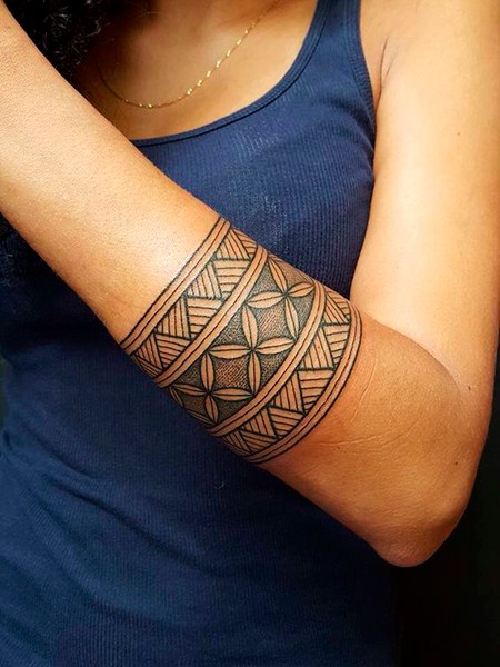Featured image of post Tatuagens Tribais Femininas E Seus Significados Tatuagens femininas do om e seus significados